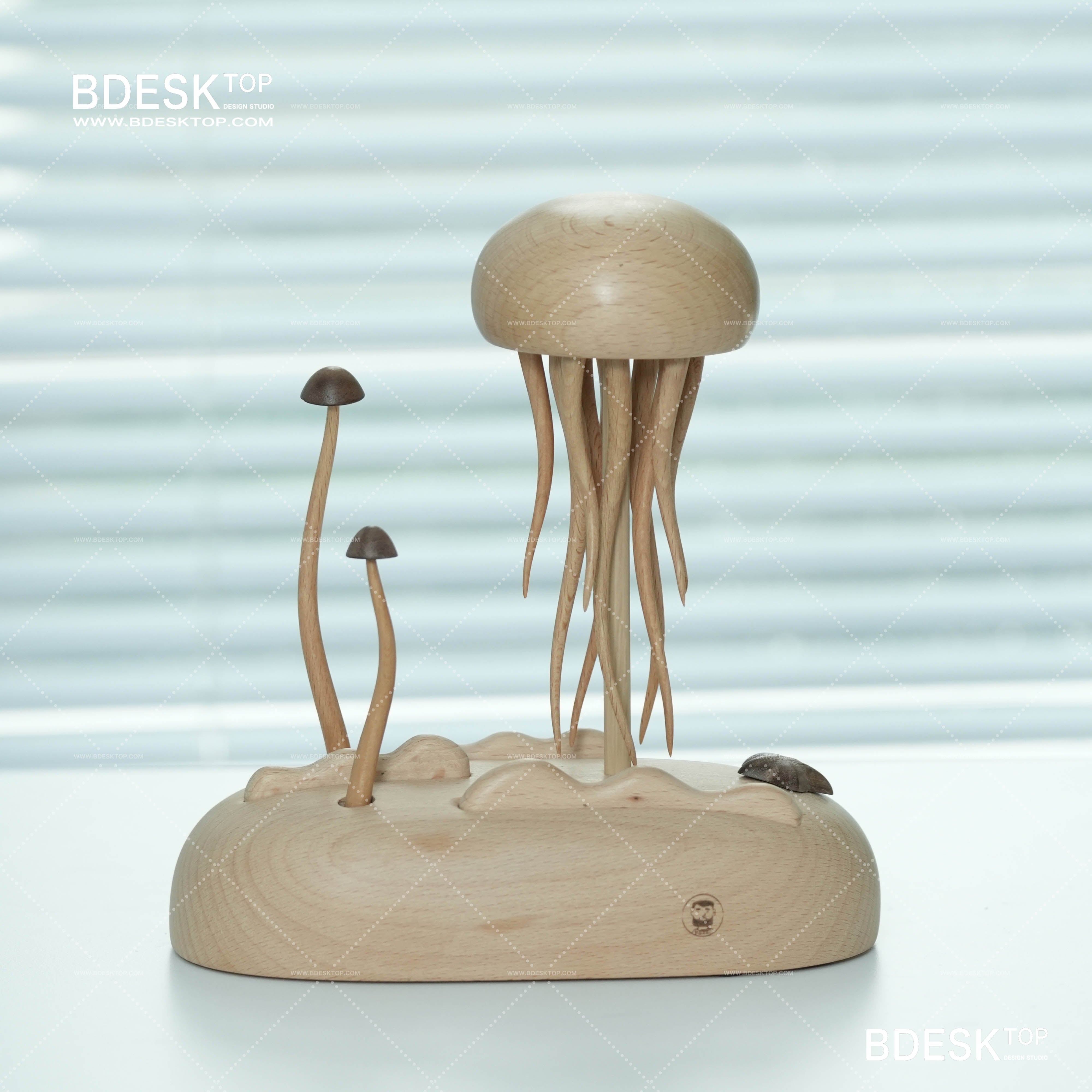 Bdesktop Creative Wooden Mechanical Jellyfish Desk Ornament Handmade Craft Creative Gift