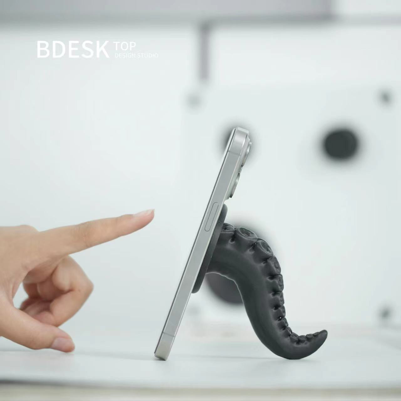 Bdesktop Octopus Claw 360° Rotation Magnetic Phone Stand, Fun and Creative Portable Phone Holder