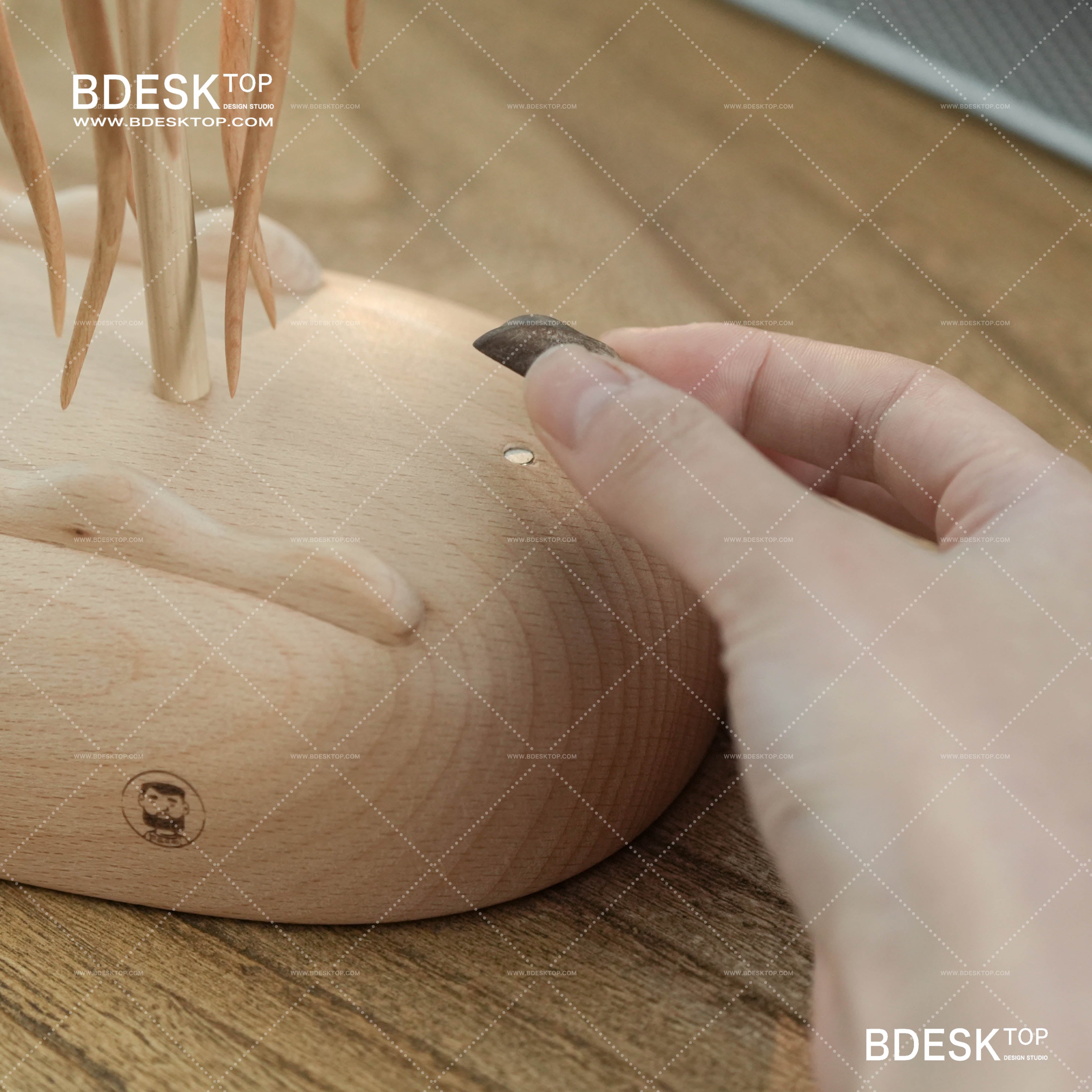 Bdesktop Creative Wooden Mechanical Jellyfish Desk Ornament Handmade Craft Creative Gift