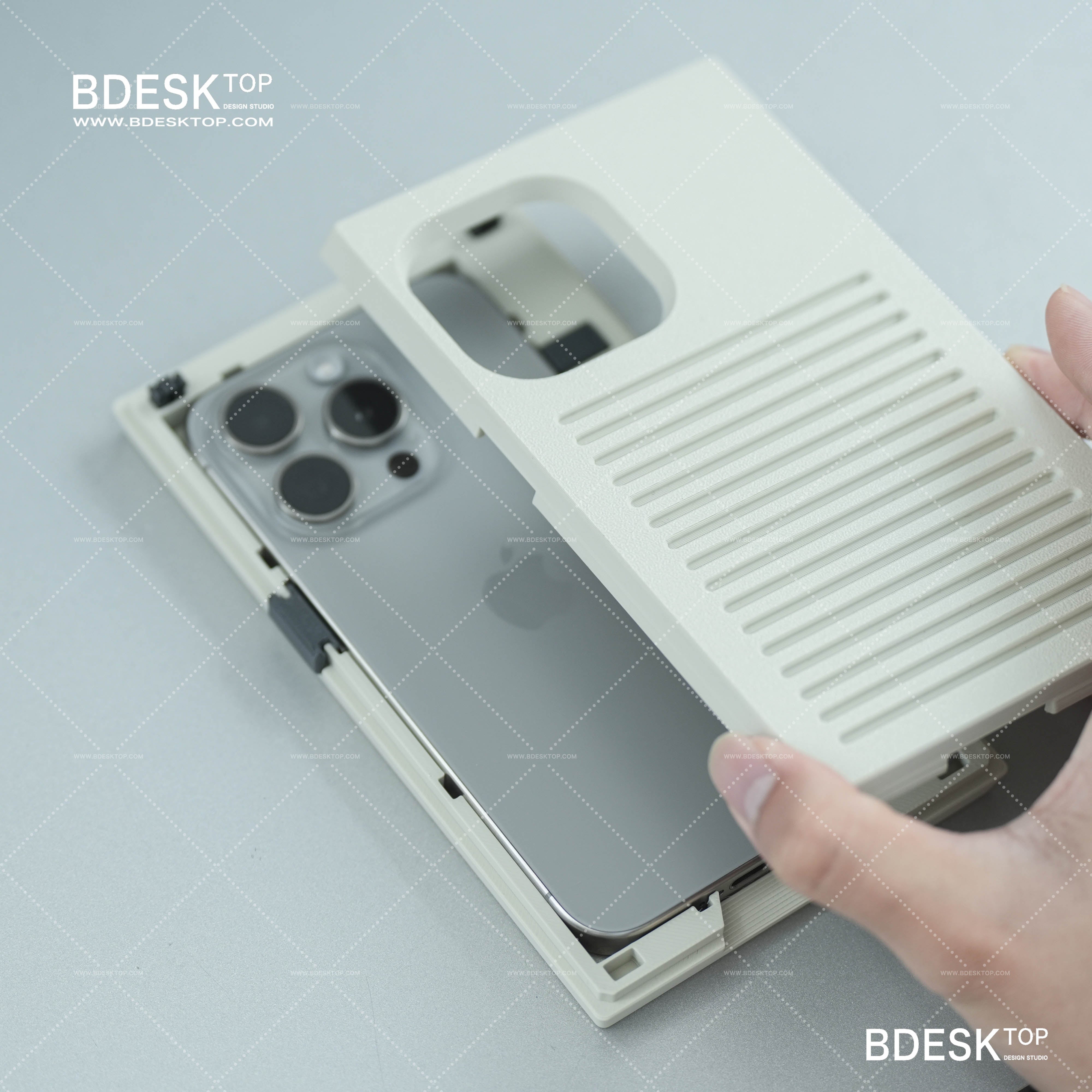 Bdesktop Original Design 3D Printed Retro Protective Phone Case