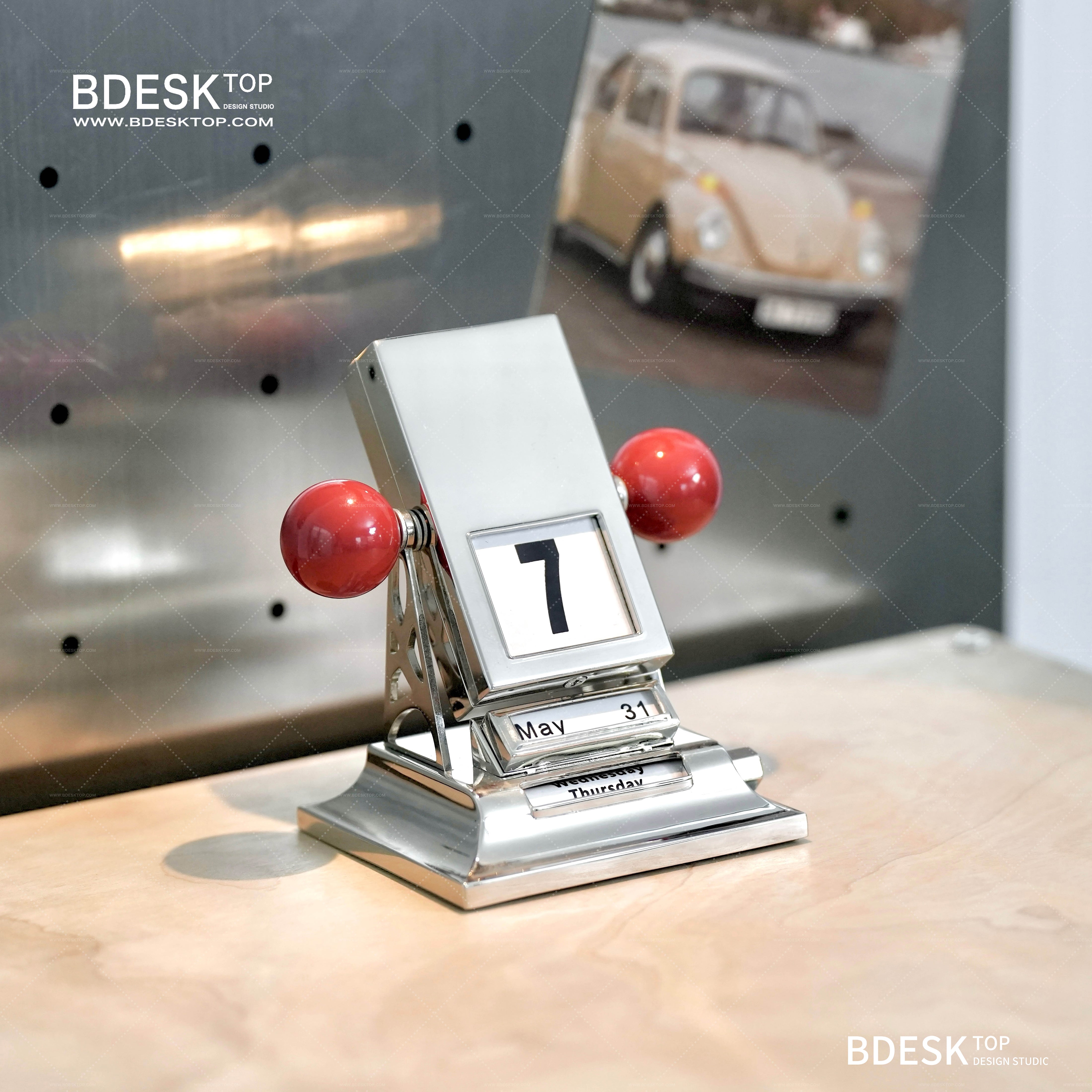 Bdesktop Minimalist  Desktop Home Decor, Rotating Calendar, Metal Perpetual Calendar, Creative Ornament