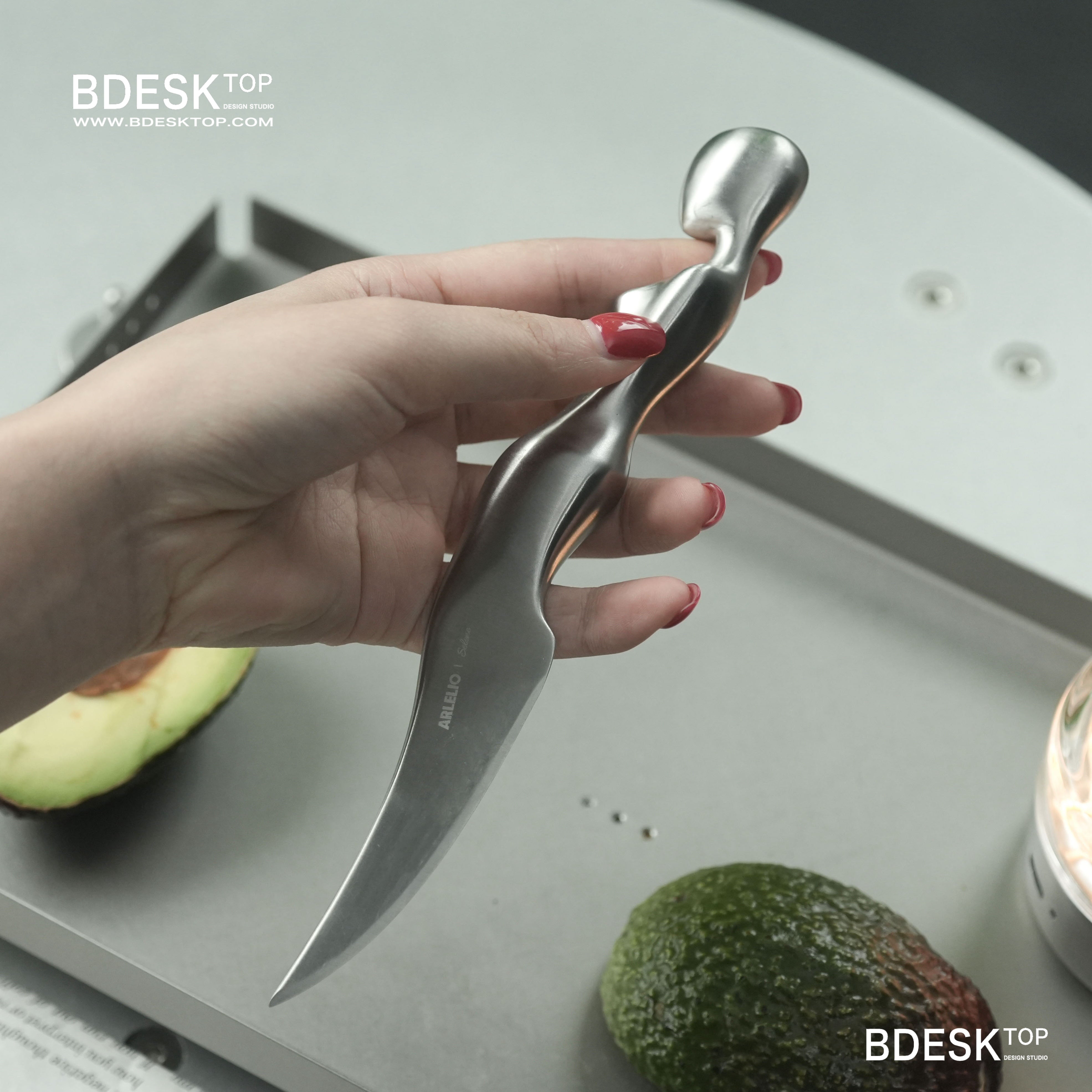 Bdesktop Arcta Blade 01 – Sculptural Fruit Knife with Stand, Artistic Peeler for Kitchen & Gifts