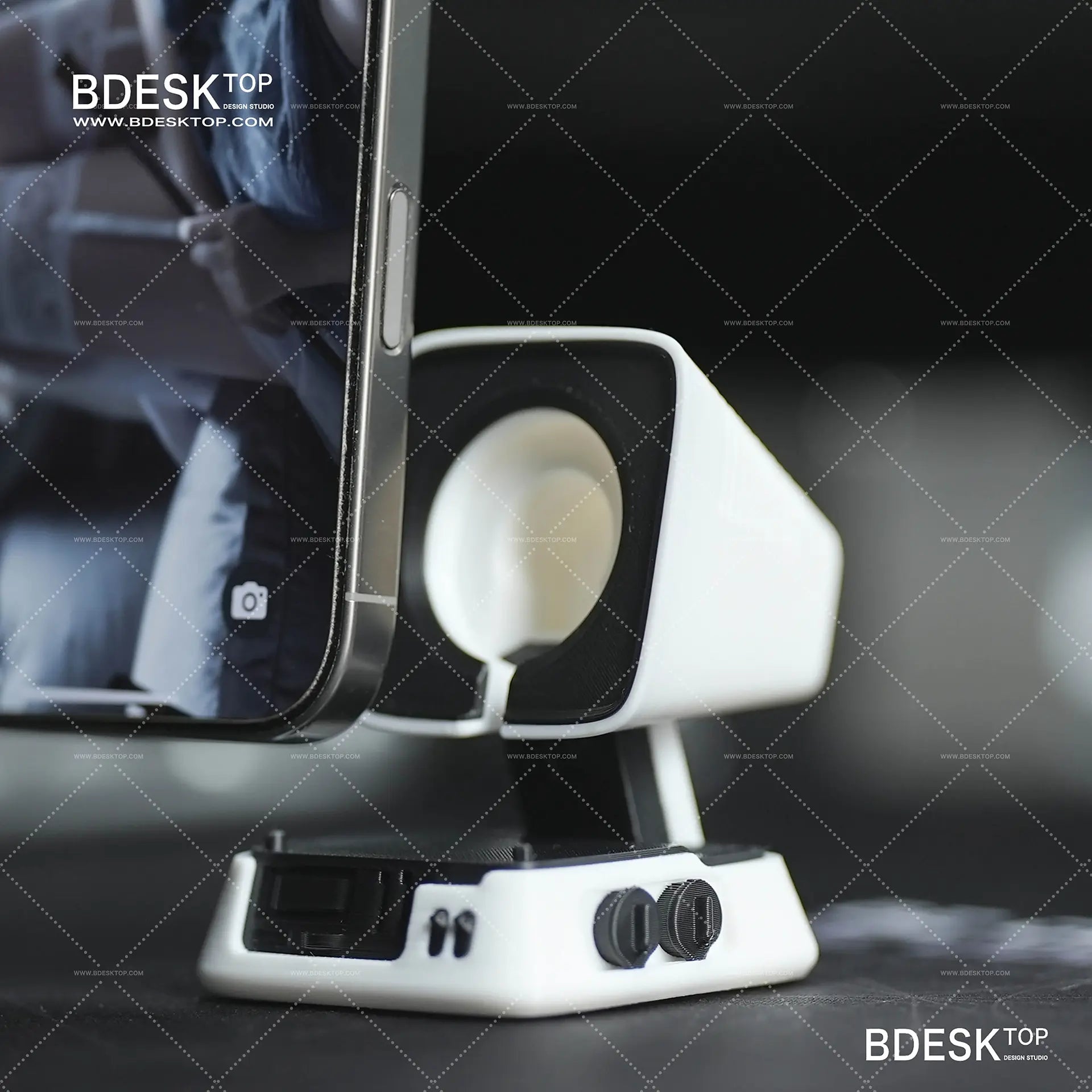 Bdesktop 3D-Printed Pyramid Smartwatch Charging Stand – Retro Industrial Desk Holder
