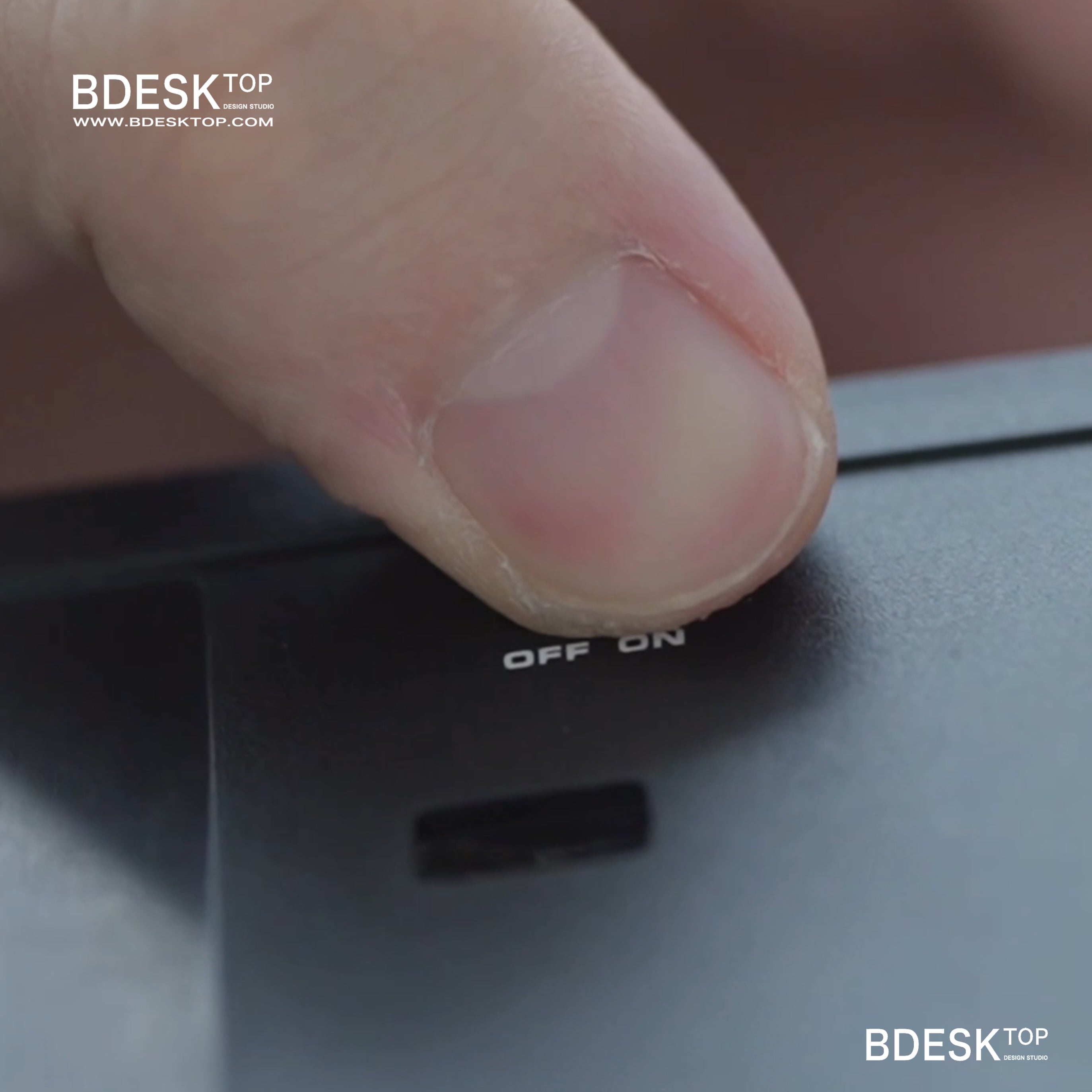 Bdesktop Retro Wireless Mouse – Guitar Pedal Edition