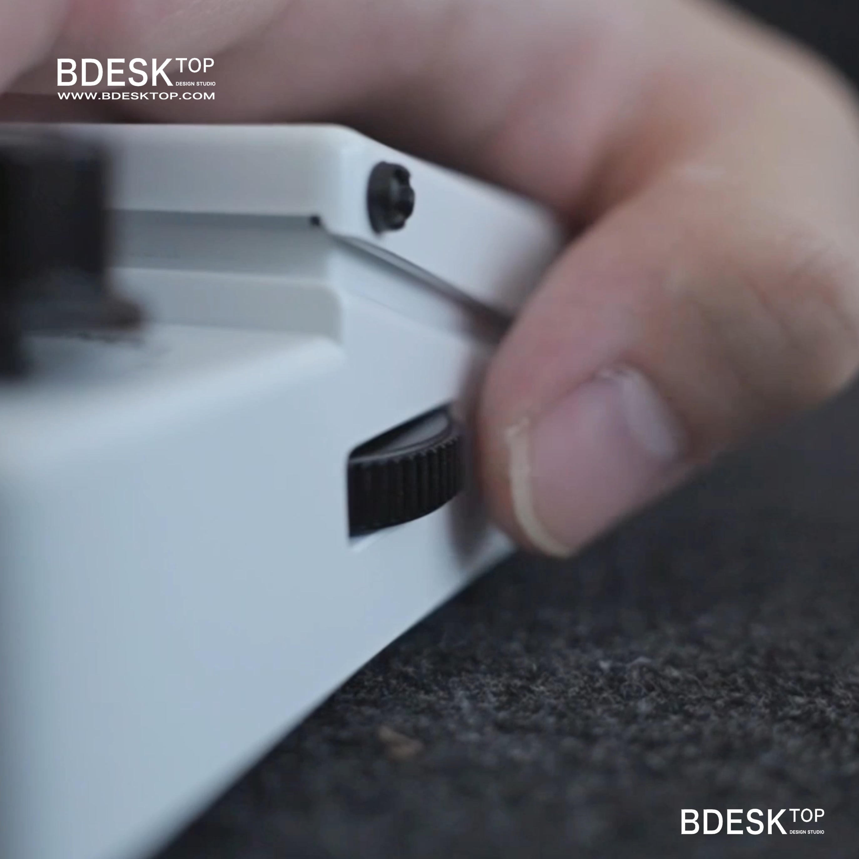 Bdesktop Retro Wireless Mouse – Guitar Pedal Edition