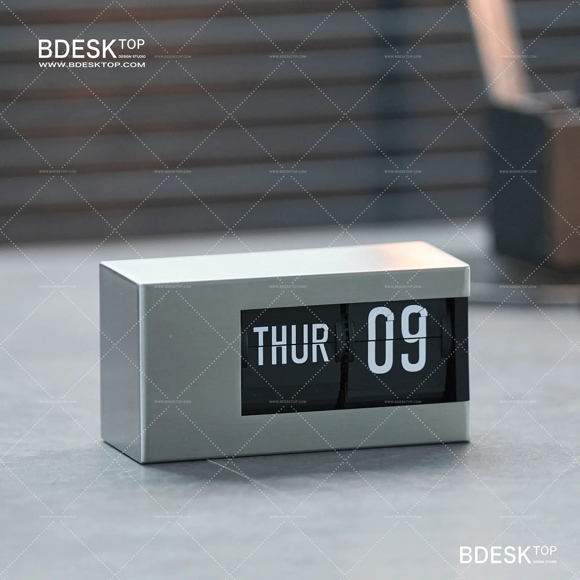 Bdesktop Automatic Flip Electronic Calendar – Smart Perpetual Desk Display
