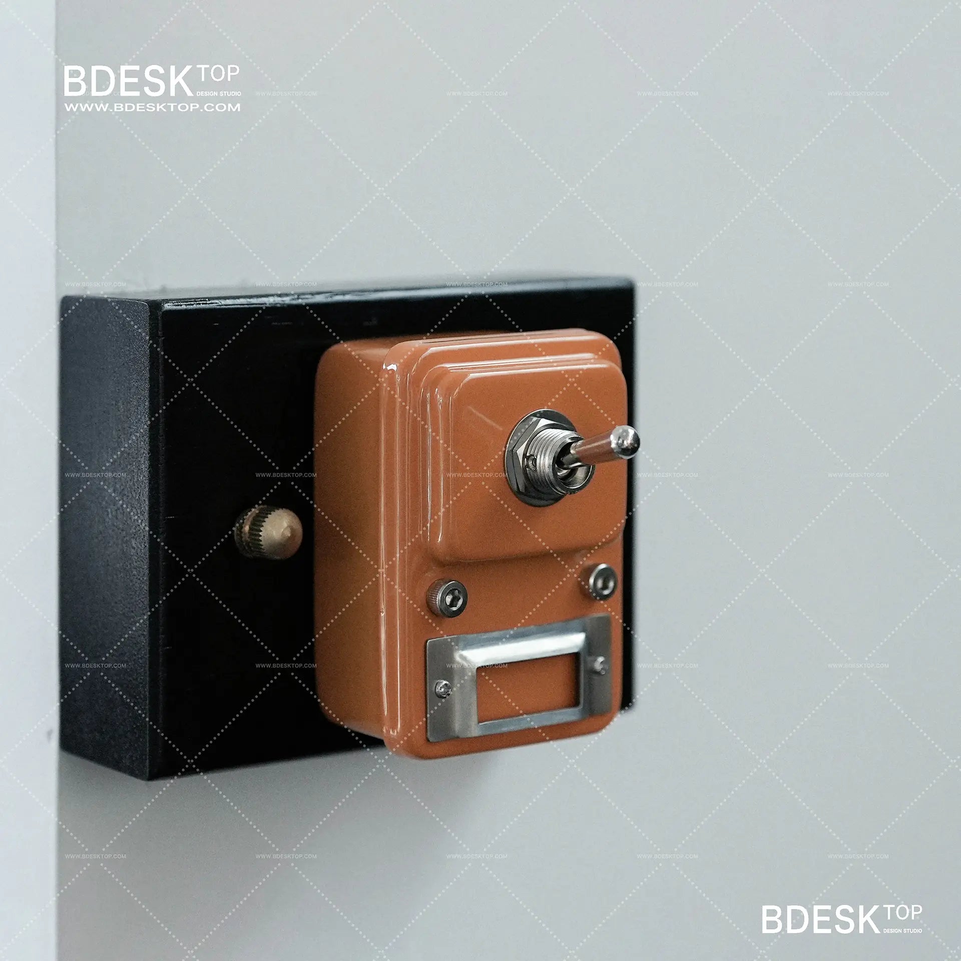 Bdesktop Retro Metal Wall Switch – Industrial Vintage Design with Label Tag