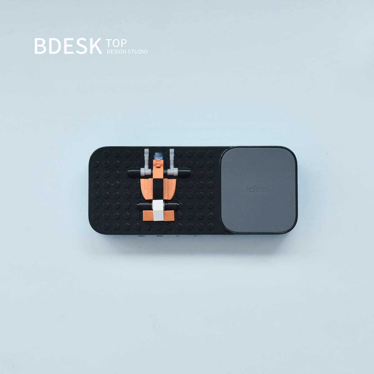 Bdesktop Wireless Desktop Charger, PD65W High-power Multi-port Output, Compatible with Multiple Devices.