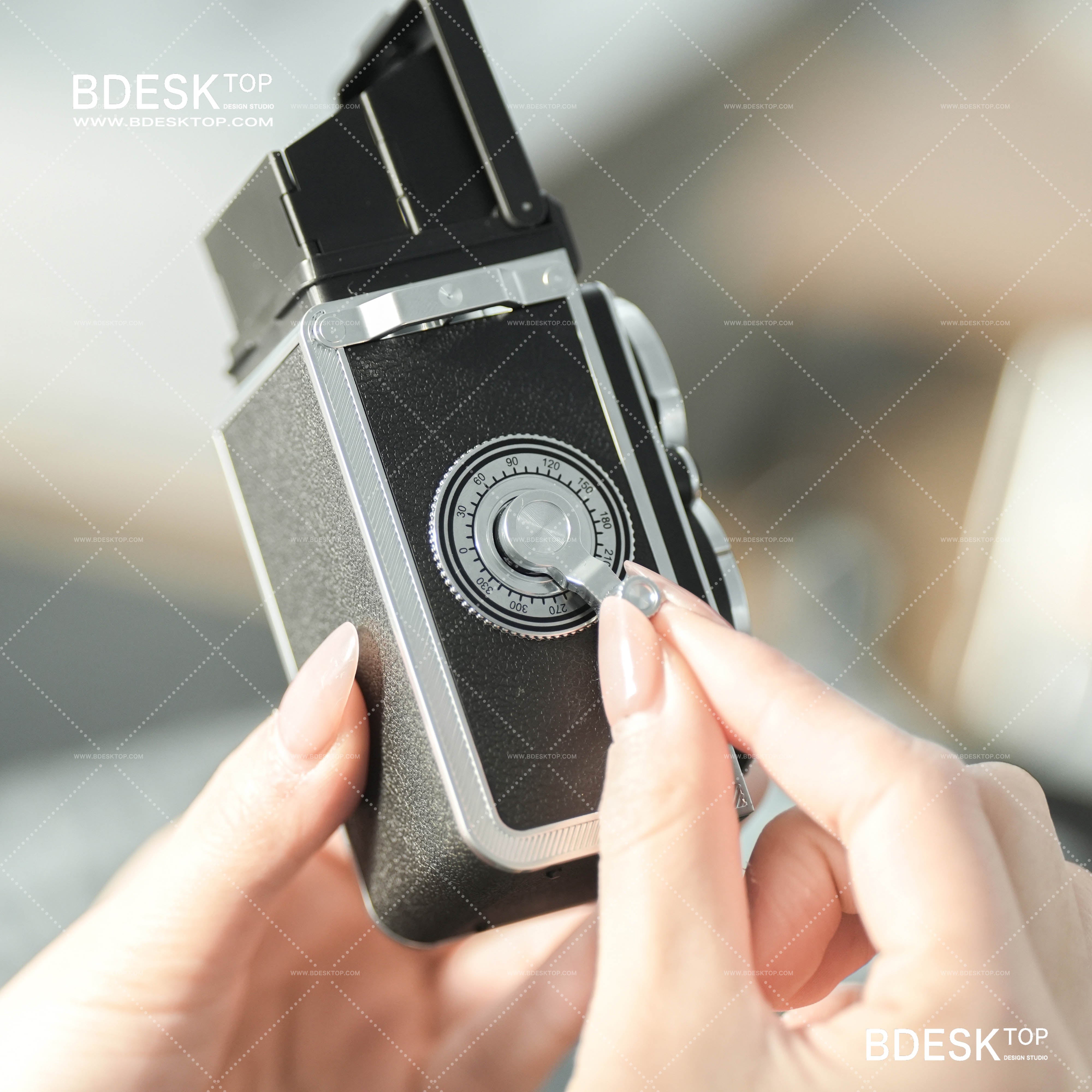 Bdesktop Retro Dual-Lens Digital Camera,Compact Travel & Selfie Camera